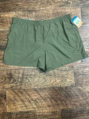 Columbia Men's Sandy River 5 Inch Shorts - Surplus Green - XXL